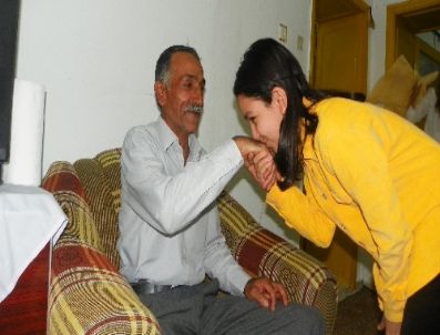 Mültecilerin Vatandan Ayrı Geçen İlk Bayramın Hüznü