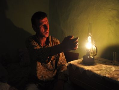 Gaz Lambası Eşliğinde İftar