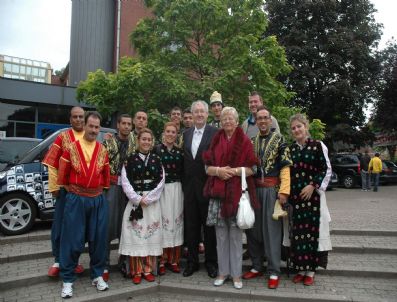 KOSTA RIKA - Gaziantepliler, Belçika’da Halaya Durdu