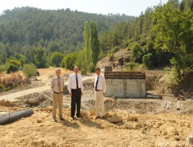 Gürlesin, Köprü İnşaatında İncelemelerde Bulundu