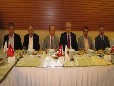 SALİM USLU - İş Adamları Hayırda Yarıştı