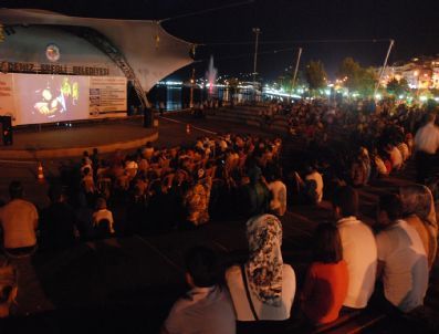 Kdz. Ereğli’de Açıkhava Sineması Keyfi