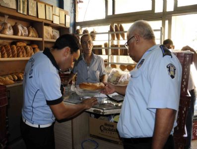 Kuşadası Zabıtasından Ramazan Denetimleri