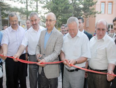 ERDOĞAN AYATA - Öksüzkaya: İşsizliğin En Önemli Sebebi Yeteri Kadar Eğitim Alınamamasıdır