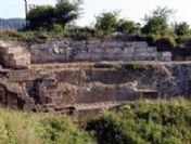 Antik kentte toplu mezar bulundu