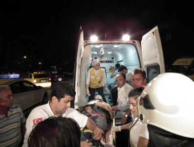 Başkent`te İki Ayrı Trafik Kazası: 10 Yaralı