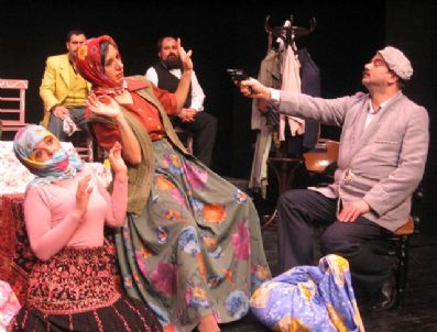 İSTANBUL DEVLET TIYATROSU - Bursa Şehir Tiyatrosu 'macbeth'i Sahneye Koyuyor