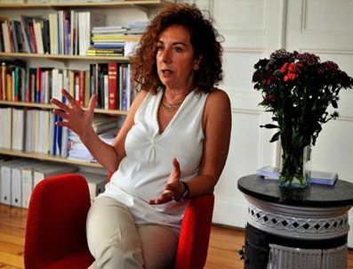 LE MONDE - Fransız dergisi Le Point Türkiye ile ilgili skandal  bir yalan habere imza attı