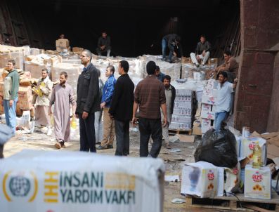 İhh, Somali'ye 3 Bin Tonluk Yardım Gemisi Gönderiyor