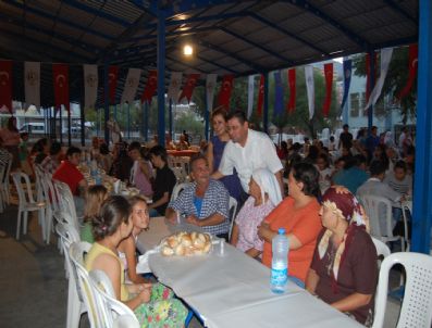 MUHAMMET TOKAT - Milas Belediyesi’nden İftar Sofraları