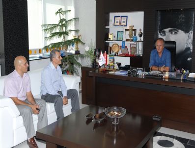 Muratpaşa Belediyesi’nden İşçilerine 125 Bin Liralık Ramazan Ödemesi