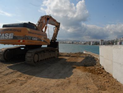 Yat Limanı Çalışmaları Tüm Hızıyla Sürüyor