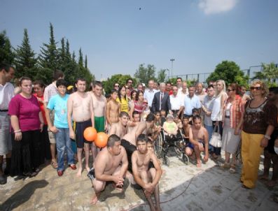 Aldırmaz: Çocuklar Yüzme Öğrenecek, Anaların Yüreği Yanmayacak