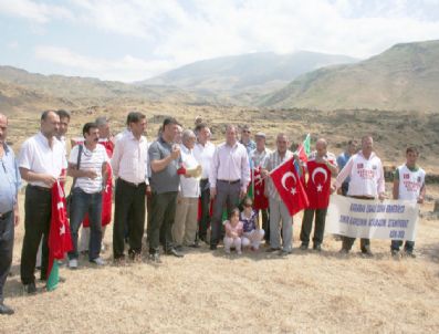 EHLIBEYT - Azerbaycan Diasporası: Ağrı Dağı Ermeniler İçin Rüya Olarak Kalacak