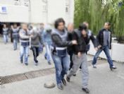 Zehir tacirlerine darbe: 42 gözaltı