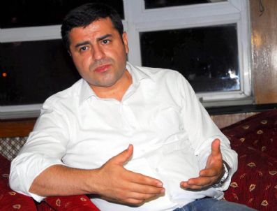 ORHAN KOPARAN - Bdp Grup Başkanı Demirtaş Hakkari`de