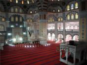 Bu camide aynı anda 7 bin kişi saf tutabiliyor