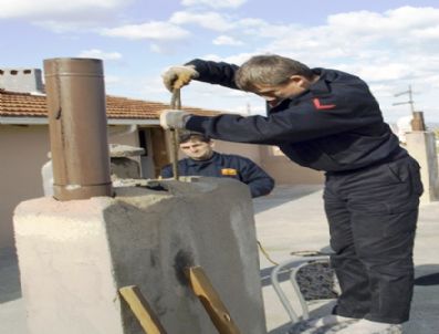 Çocuklar Ateşle Oynadı, 25 Ayrı Yangın Çıktı