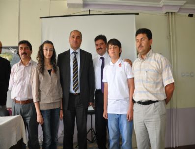 LEVENT KıLıÇ - Maltepe Dershanesi, Şampiyon Öğrencileri Ödüllendirdi