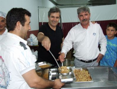 NAMIK HAVUTÇA - Milletvekili Havutça'dan Bin Kişiye İftar