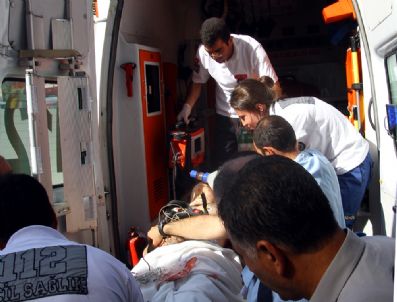Ağır Yaralı Polis Memuru Murat Çelikhası Van`a Getirildi