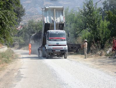 BAHARLAR - Baharlar Köyü Yolu Asfaltlanıyor