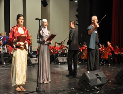 Bosnalı Gençlerden Bursa'da İlahi Konseri