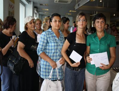 MEHMET HABERAL - Chp'li Kadınlardan Tutuklu Milletvekillerine Mektup