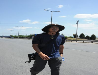 Dünya Barışı İçin Yürüyen Japon Miyata, Sakarya`dan Ayrıldı