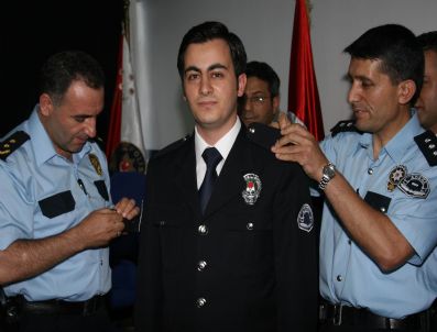 MAHMUT YıLMAZ - Polise Taşlı Sopalı Saldırıda 7 Gözaltı