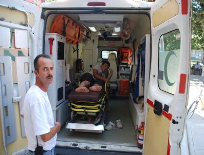 15 Yaşındaki Çocuk Az Daha Trenin Altında Kalıyordu