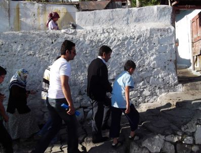 NEVZAT BOZKUŞ - Kars Belediye Başkanı Vatandaşlara “kentsel Dönüşüm” Projesini Anlattı