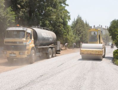 Armutalan’da Asfaltlama Çalışmaları Son Aşamaya Geldi