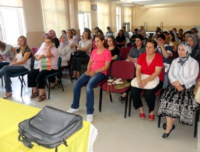 İğdır`da Kurslara Katılan Bin 500 Kişi Okur Yazar Oldu