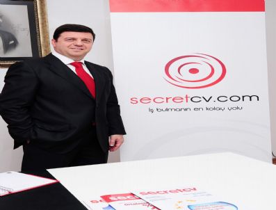 Kadınlar Yöneticilikte Bir Numara