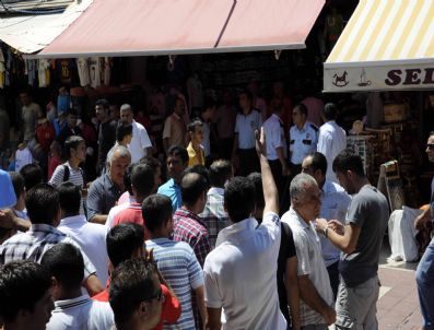 Kuşadası`nda Taklit Mal Operasyonu