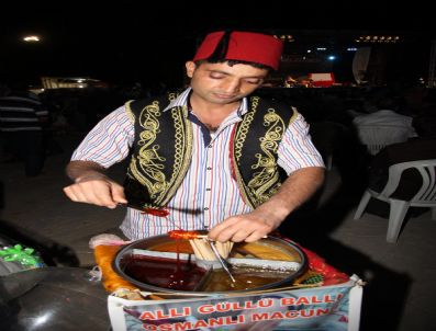 SERDAR TUNCER - Sincan`da Ramazan Coşkuyla Geçiyor