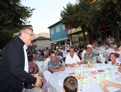 ERTUĞRUL ÖZCAN - Toçoğlu: “iftarlar Sayesinde Vatandaşların İstek ve Şikayetlerini Dinliyoruz”