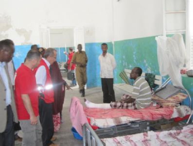 Türk Kızılayı Genel Müdürü Ömer Taşlı Somali`den Dünyaya Seslendi: