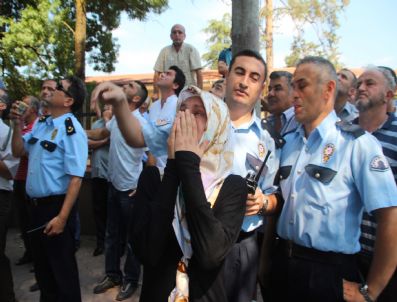 22 Gün Önce Eşi İçin İntihar Teşebbüsünde Bulunan Şahıs Eşini Bıçkladı