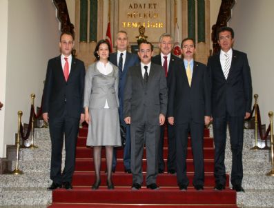 NURCAN DALBUDAK - Ak Parti Denizli Heyeti Bakanlarla Görüştü