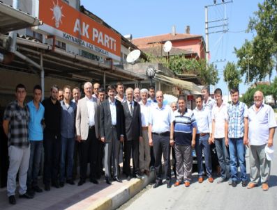 AYHAN SEFER ÜSTÜN - Ak Parti Kaynarca Teşkilatından Bayramlaşma