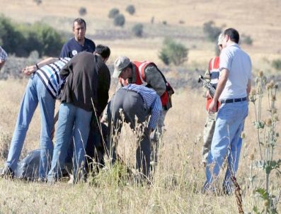 Avlanmak İçin Evinden Ayrıldı, Tarlada Ölü Bulundu