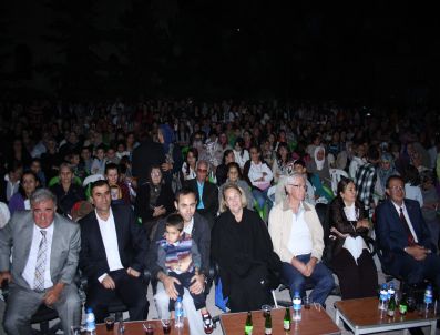 Başhüyük`te Bayram Şenliği