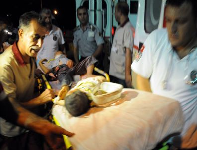 Bayram Dönüşü Feci Kaza: 8 Yaralı