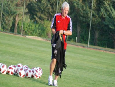 Büyükşehir Belediyespor Yeni Sezon Hazırlıklarını Sürdürüyor