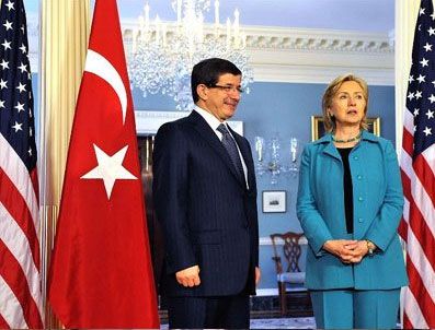 Davutoğlu, Clinton İle Görüştü