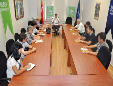 Eski Bursalılar Kent Konseyi’nde Bir Araya Geldi