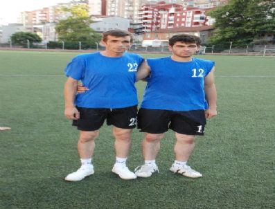 Kale Baba ve Oğluna Teslim