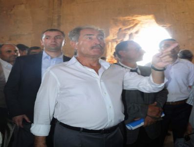 Kültür ve Turizm Bakanı Günay Şanlıurfa`da